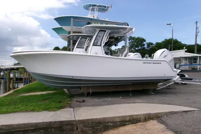 Sportsman Open 232 Center Console