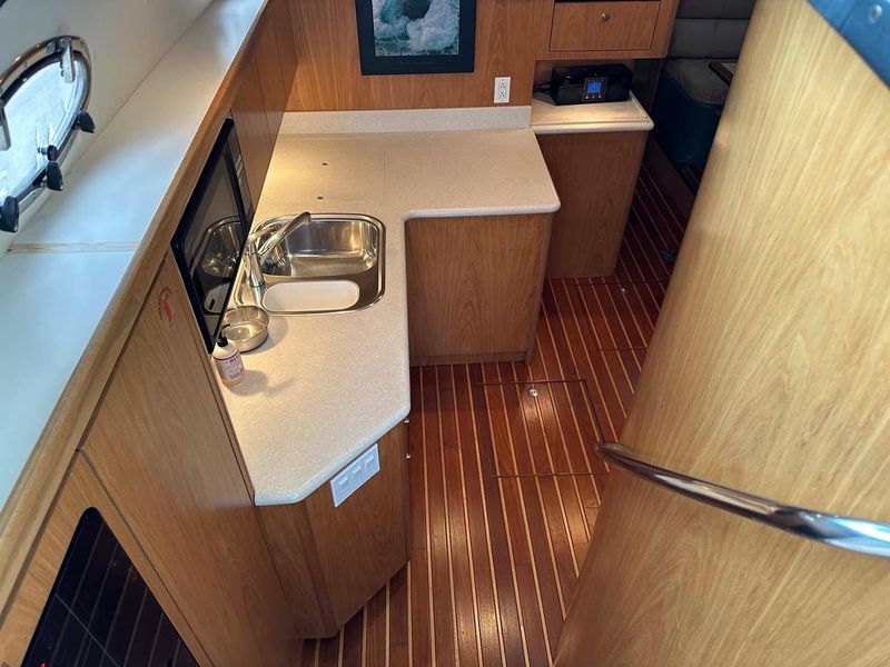 2001 Tiara Yachts 4000 Express