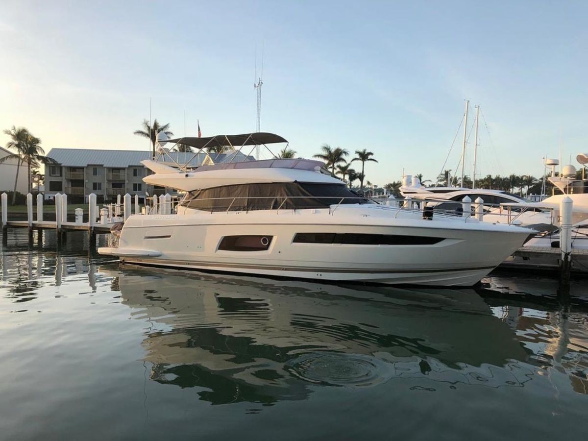 2015 Prestige 55 