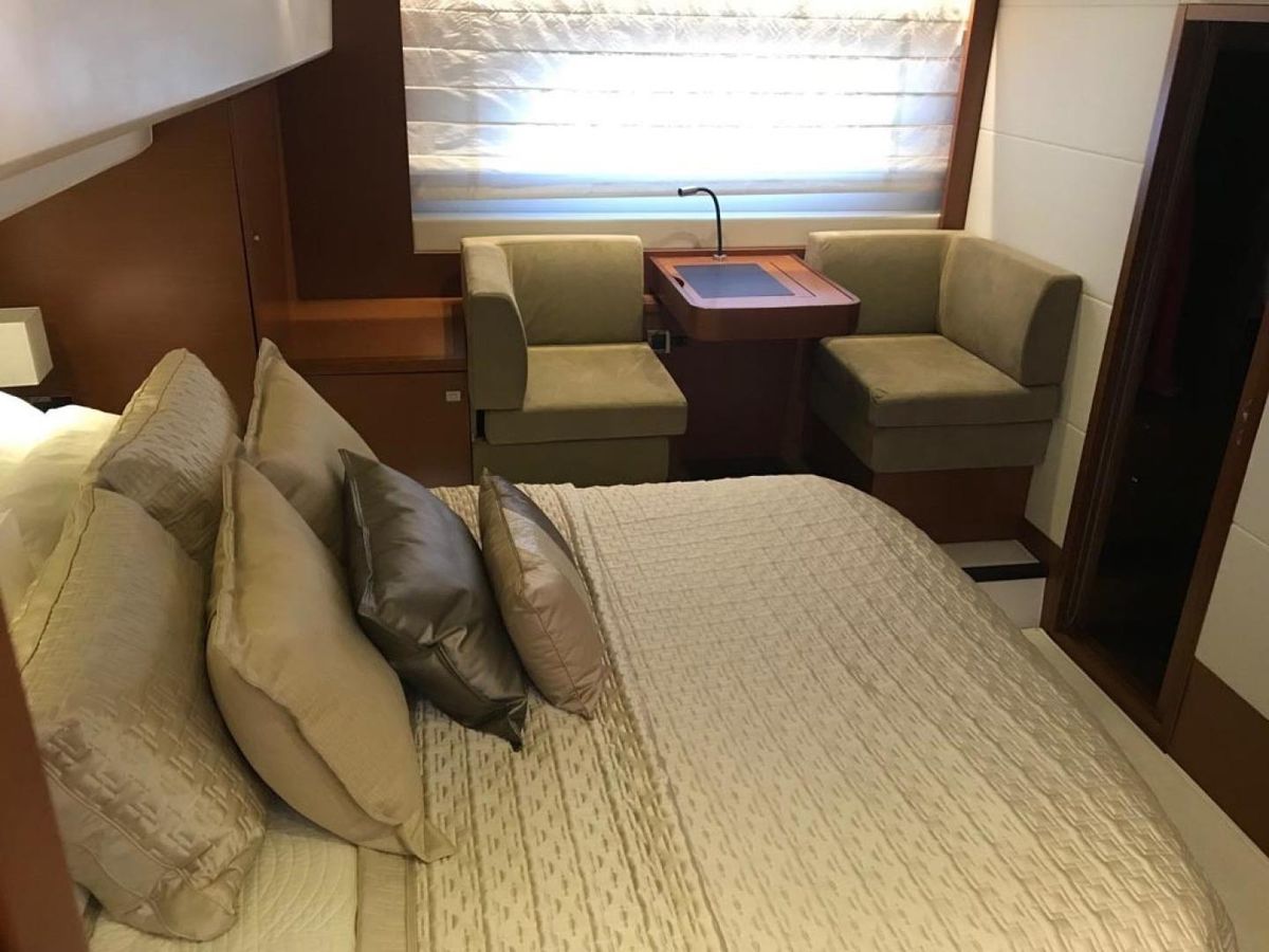 2015 Prestige 55 