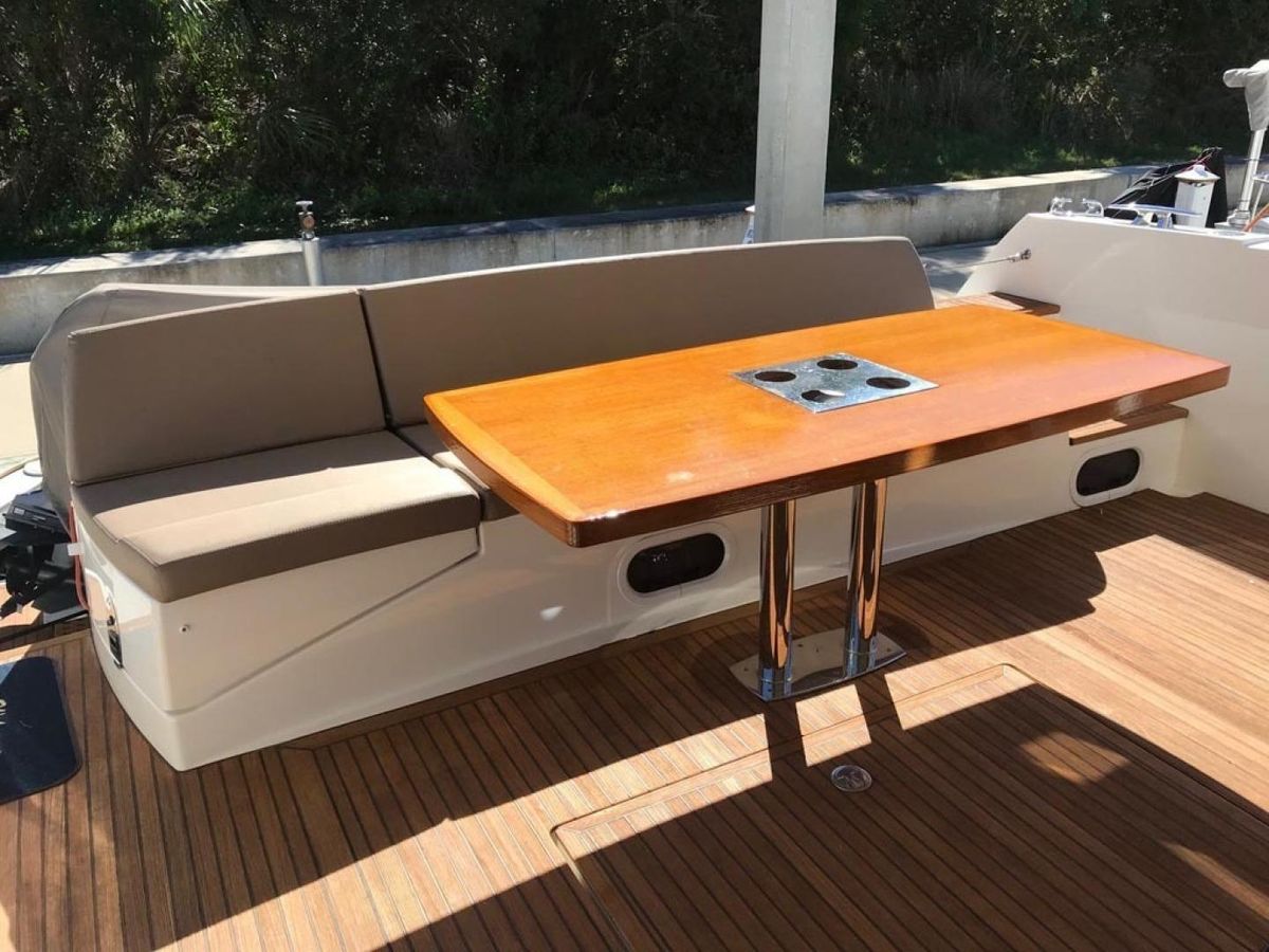 2015 Prestige 55 