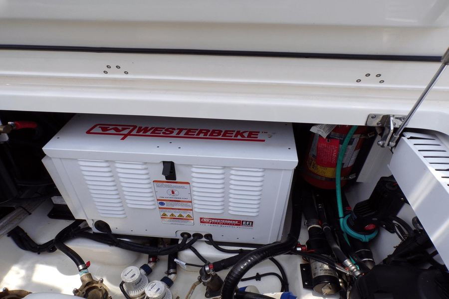 2019 Boston Whaler 380 Outrage