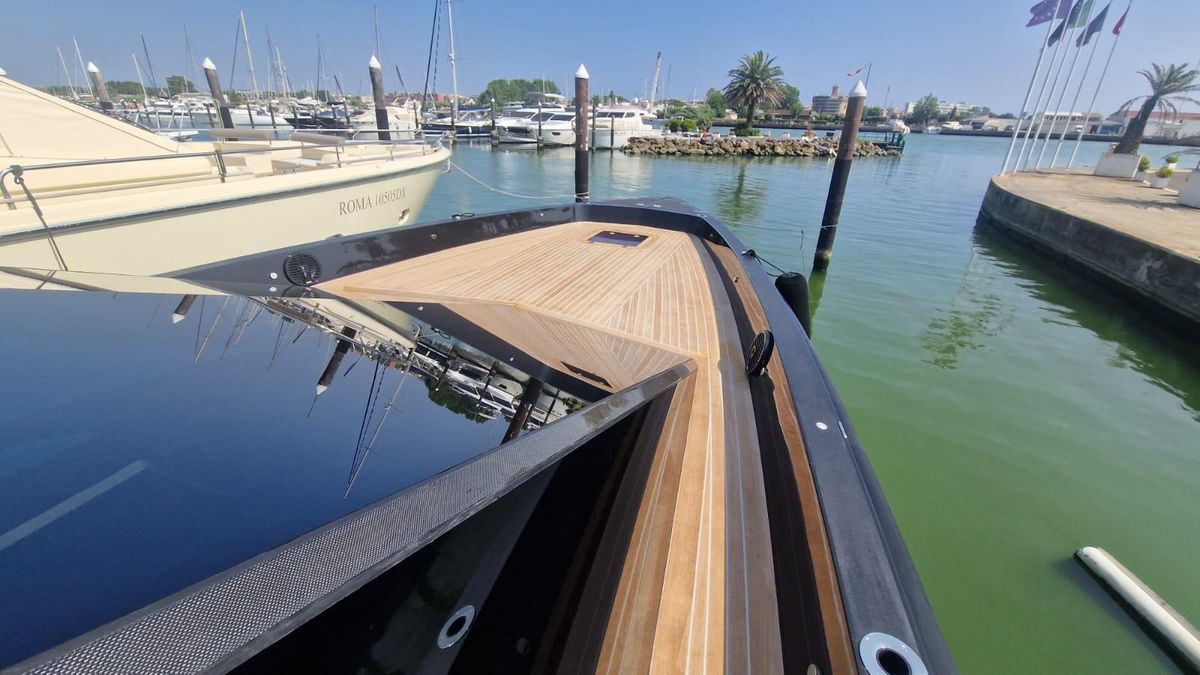 2010 Wally 57 
