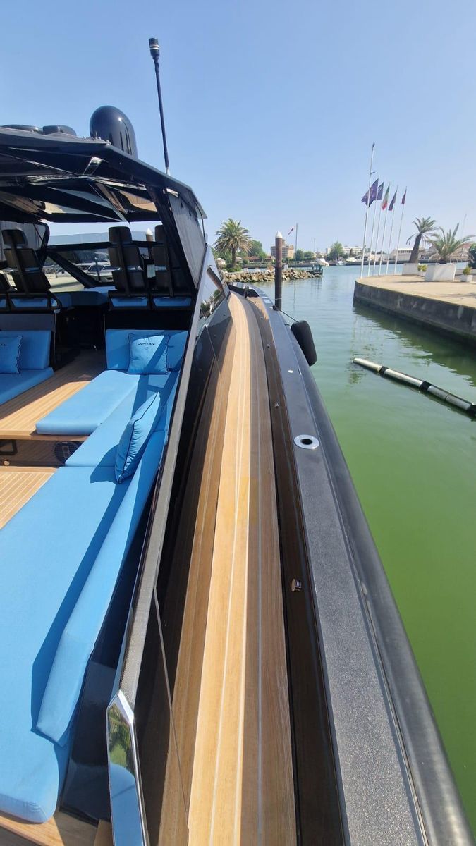 2010 Wally 57 