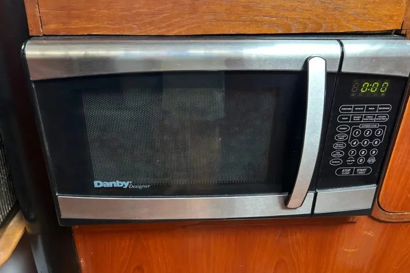 Zephyrus Yacht Photos Pics Danby Designer microwave in a Beneteau Oceanis 50 yacht kitchen, 1991 model.