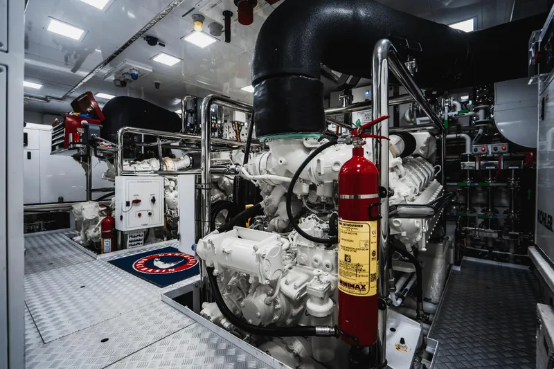 Abbentures III Yacht Photos Pics 