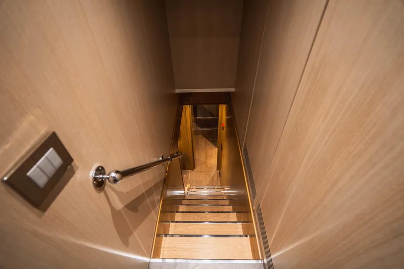 Abbentures III Yacht Photos Pics 