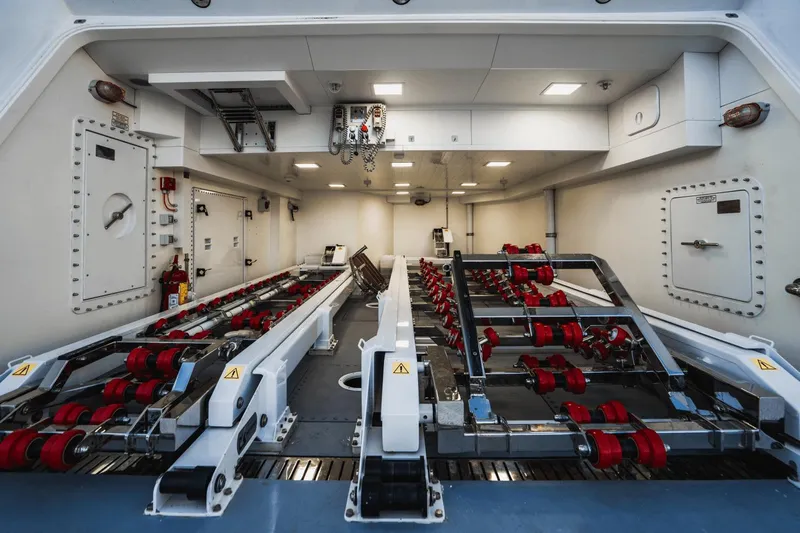 Abbentures III Yacht Photos Pics 