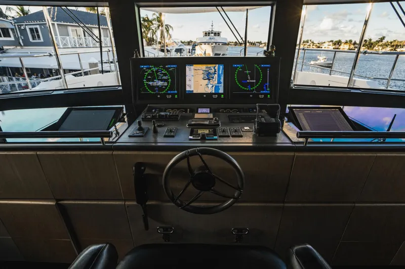 Abbentures III Yacht Photos Pics 