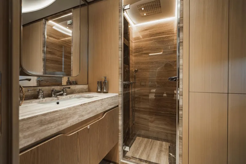 Abbentures III Yacht Photos Pics 