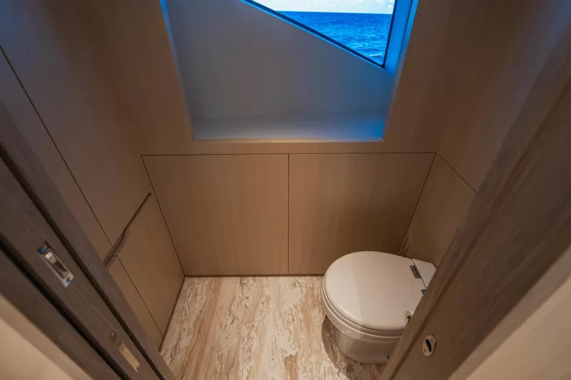 Abbentures III Yacht Photos Pics 