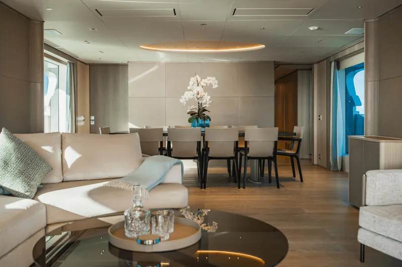 Abbentures III Yacht Photos Pics 