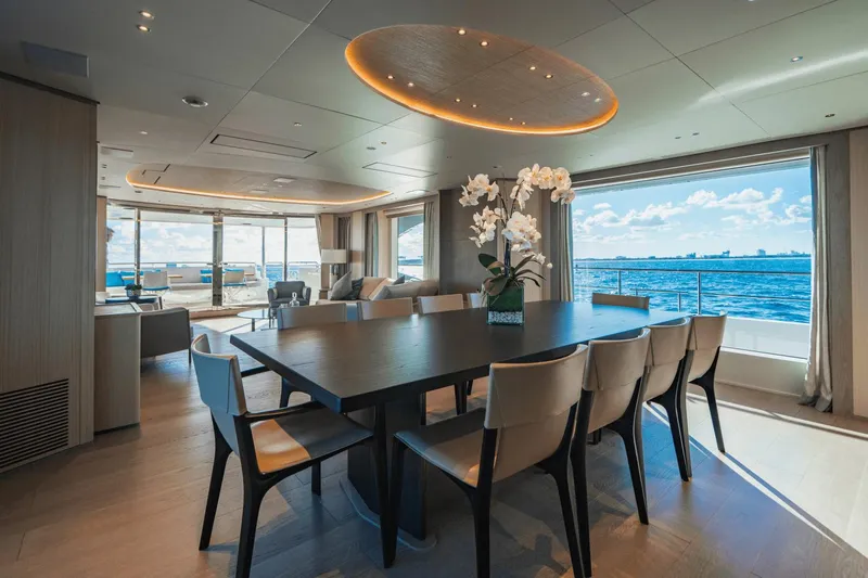 Abbentures III Yacht Photos Pics 