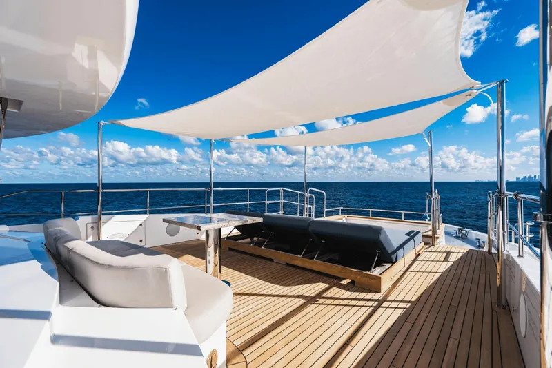 Abbentures III Yacht Photos Pics 