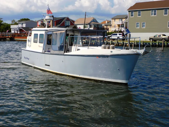 Grey Ghost Yacht Photos Pics 