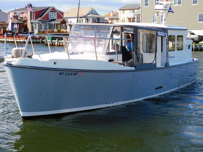 Grey Ghost Yacht Photos Pics 