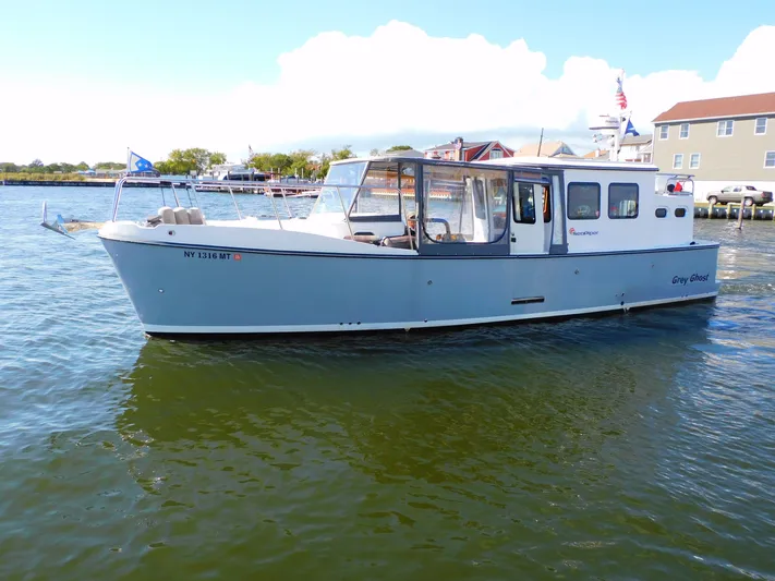 Grey Ghost Yacht Photos Pics 