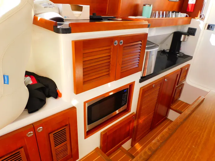 Grey Ghost Yacht Photos Pics 