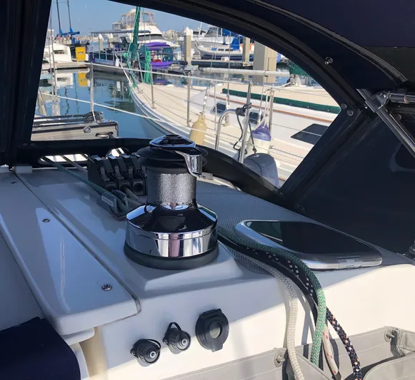 Wanderlust Yacht Photos Pics Electric cabin top winch