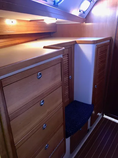 Wanderlust Yacht Photos Pics Master stateroom storage
