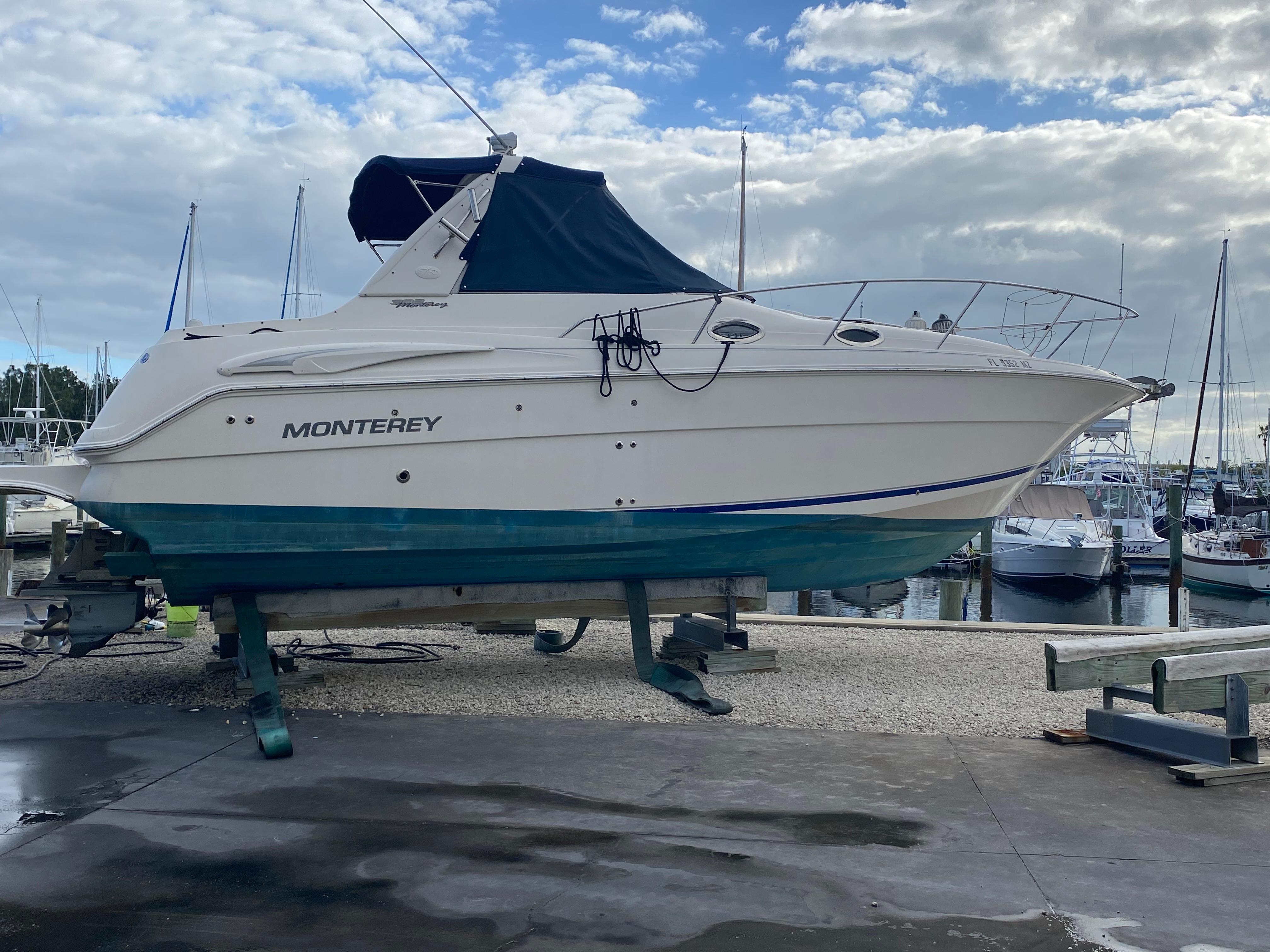 2004 Monterey 302 Cruiser Cruiser for sale - YachtWorld