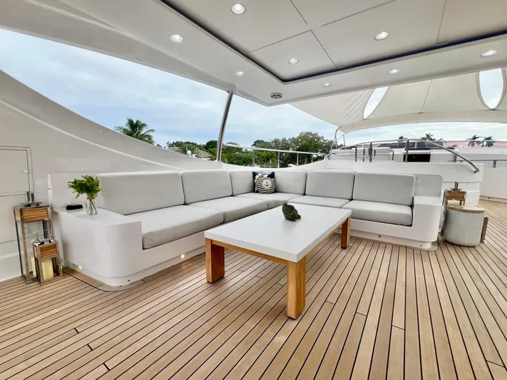 Panacea Yacht Photos Pics Luxurious Mengi Yay 115 MY yacht deck with elegant seating, 2011 model.