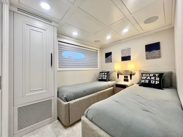 Panacea Yacht Photos Pics 