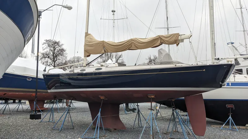 Courageous Yacht Photos Pics 