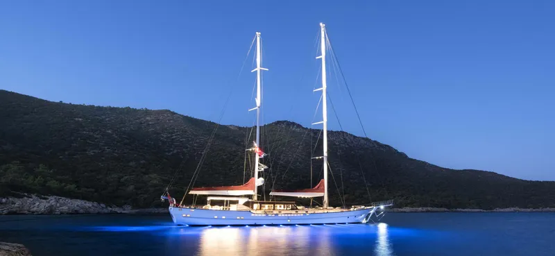 That's Amore Yacht Photos Pics That's Amore