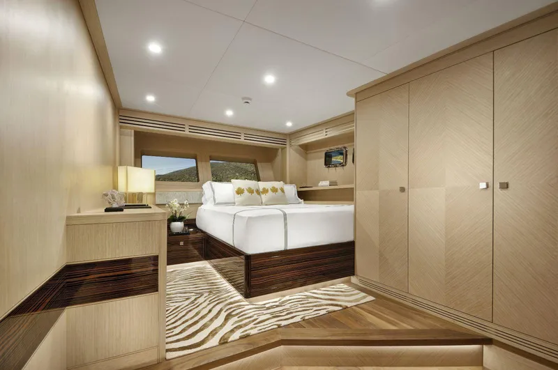 That's Amore Yacht Photos Pics That's Amore