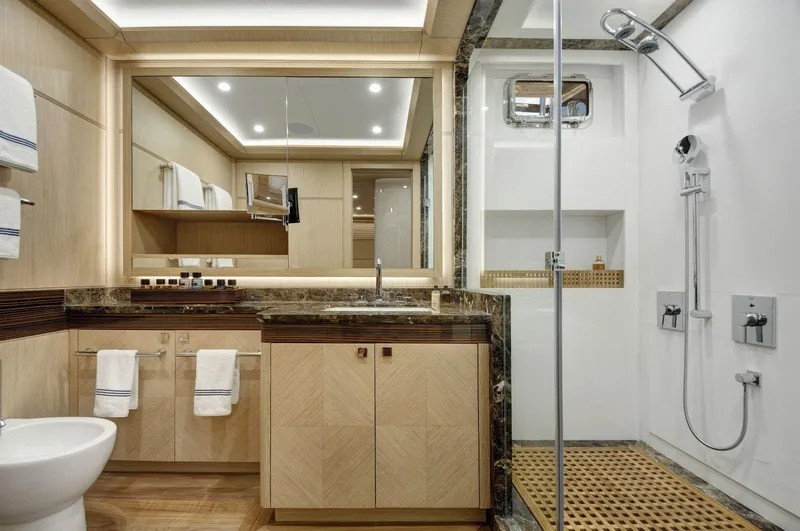 That's Amore Yacht Photos Pics That's Amore