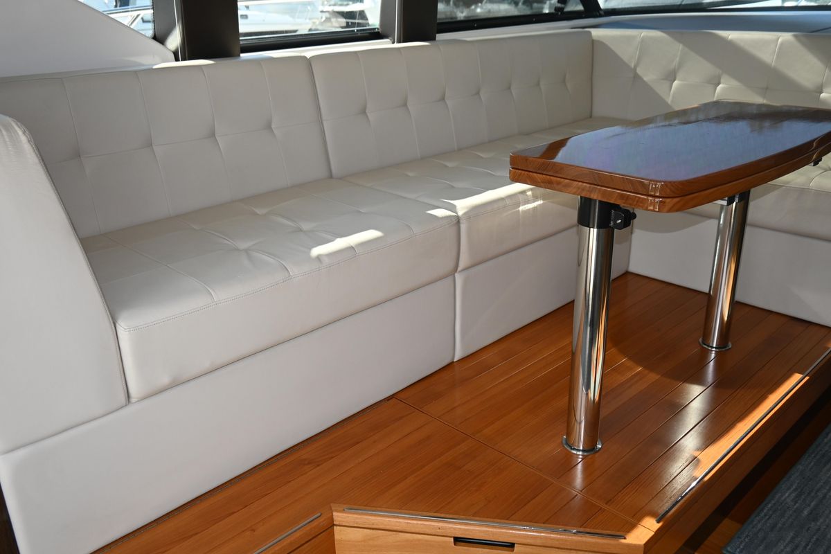 2017 Tiara Yachts 44 