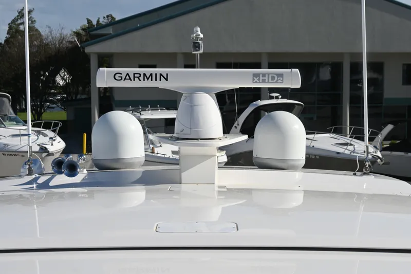 Present Tense Yacht Photos Pics Tiara 44 Coupe 2017 with Garmin xHD2 radar on mount