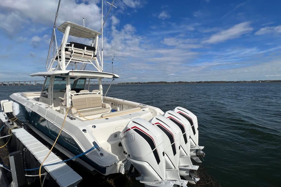 2021 Boston Whaler 380 Outrage