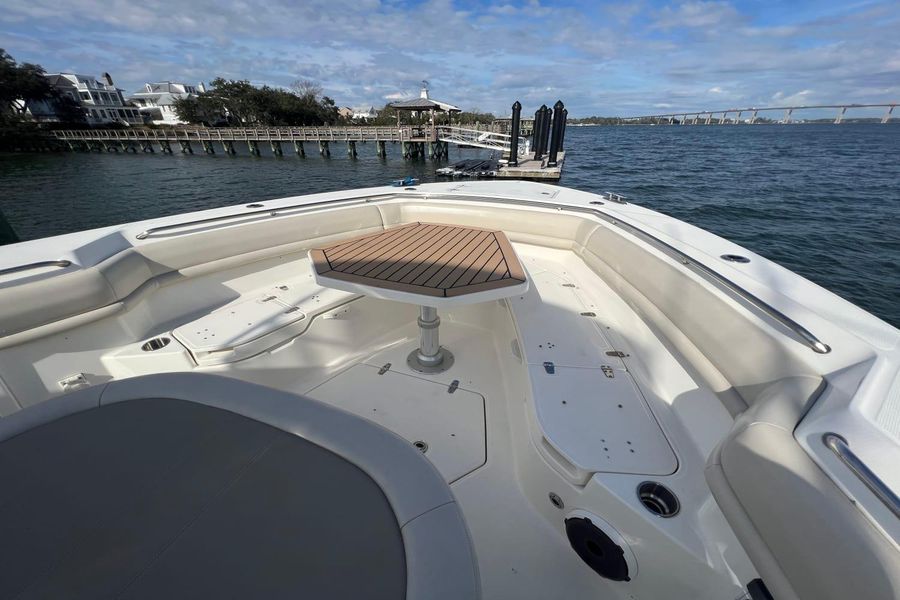 2021 Boston Whaler 380 Outrage