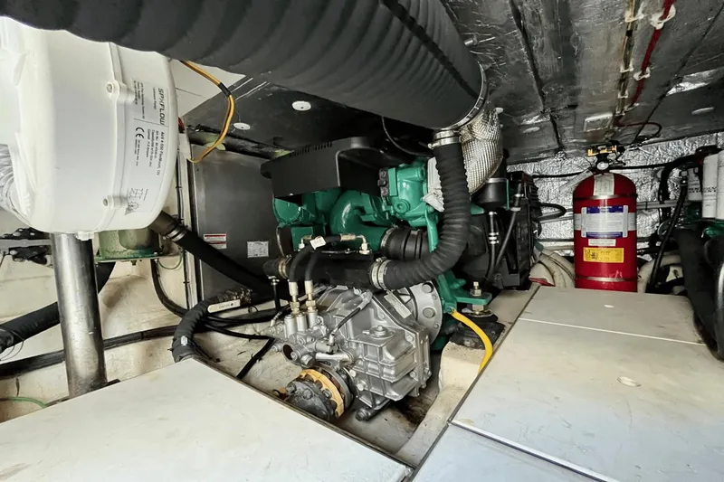 Metamorphosis Yacht Photos Pics 