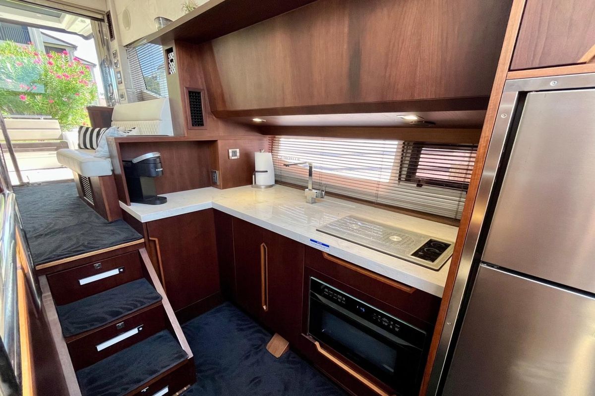 2018 Galeon 43 