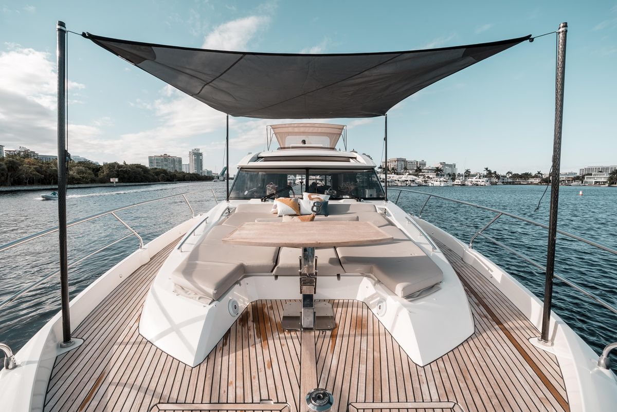 2019 Prestige 59 