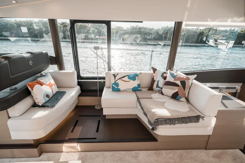  Yacht Photos Pics Electric windows