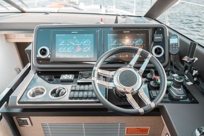 Yacht