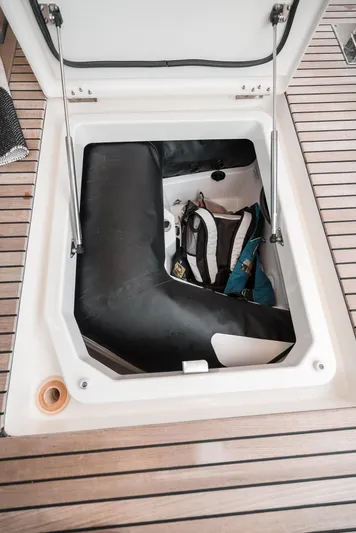  Yacht Photos Pics 2nd Garage access