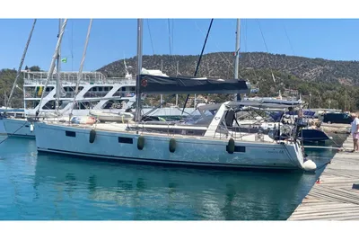 Beneteau Oceanis 48