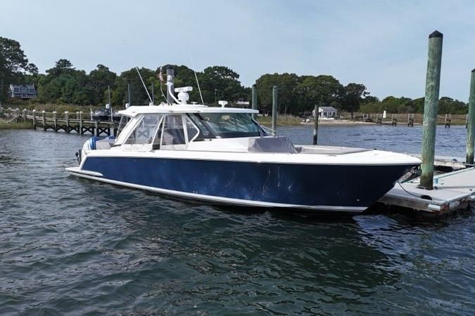 2021 Tiara Sport 43 