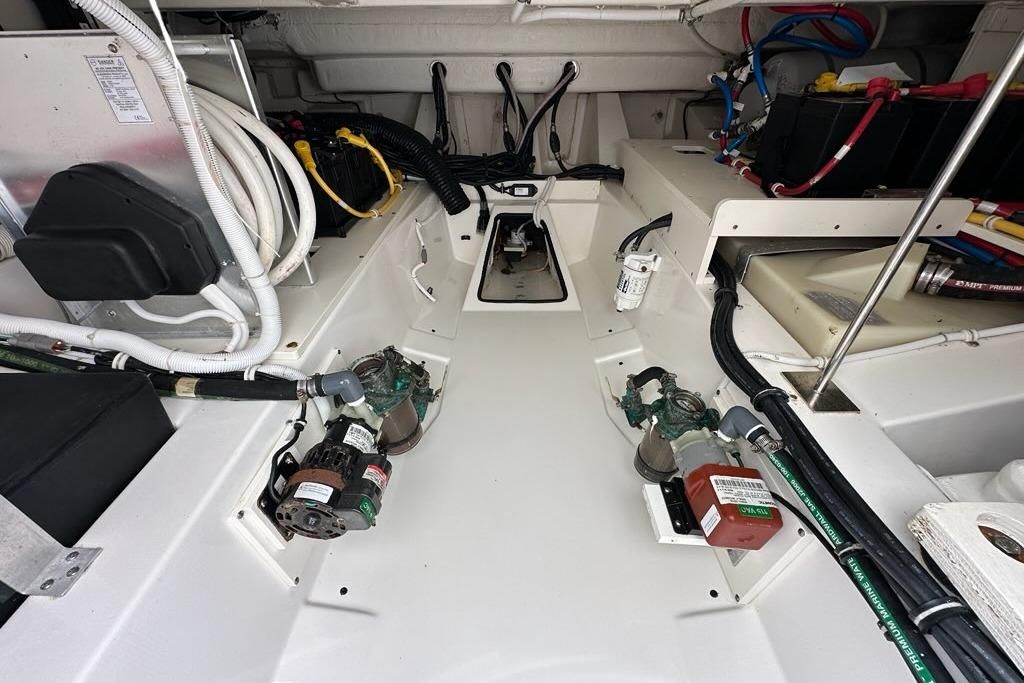 2021 Tiara Sport 43 