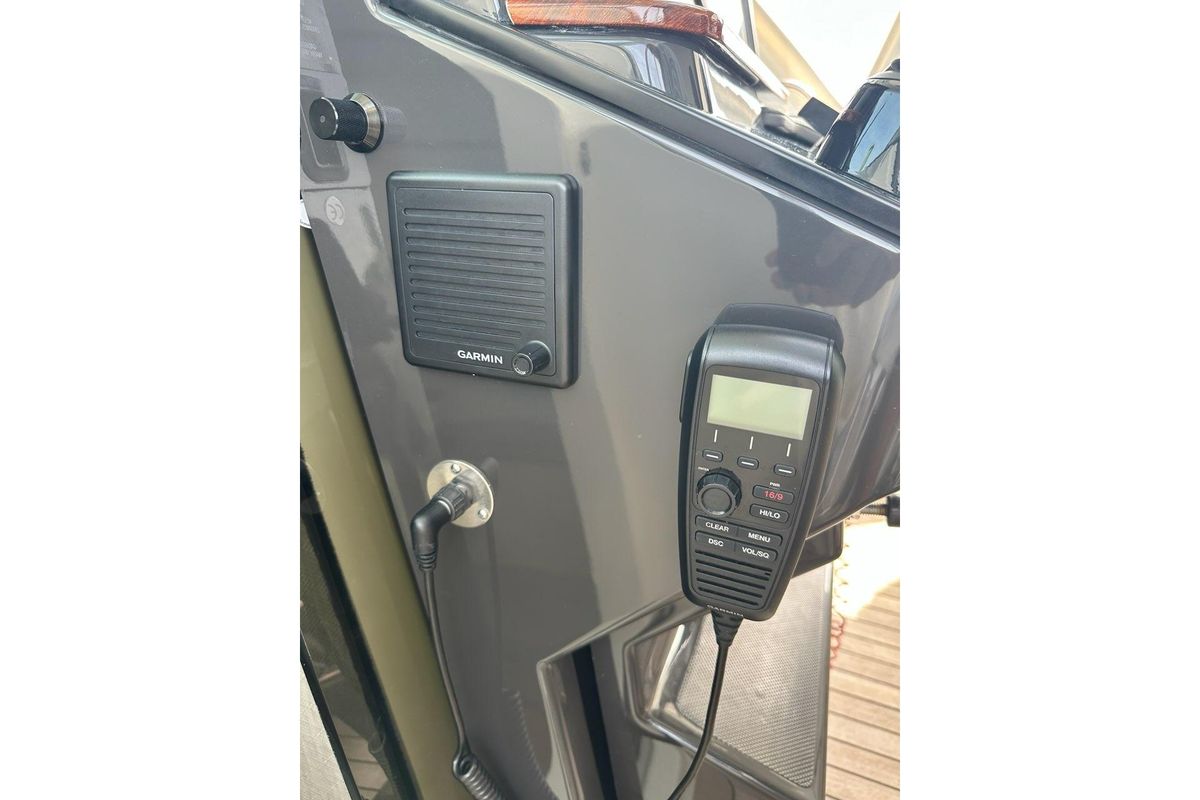 2021 Tiara Sport 43 