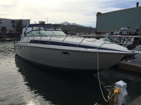 1998 Bayliner Avanti 4085