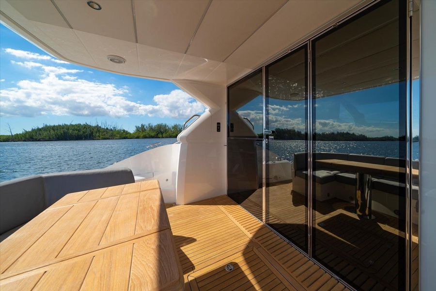 2018 Sunseeker MANHATTAN