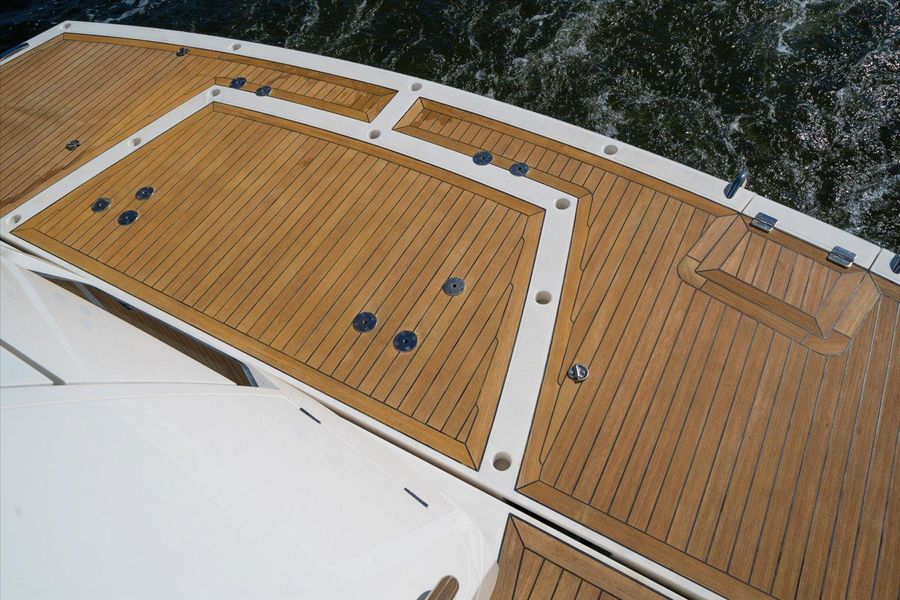 2018 Sunseeker MANHATTAN