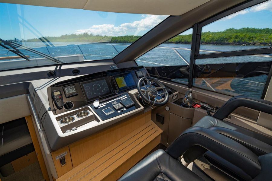 2018 Sunseeker MANHATTAN