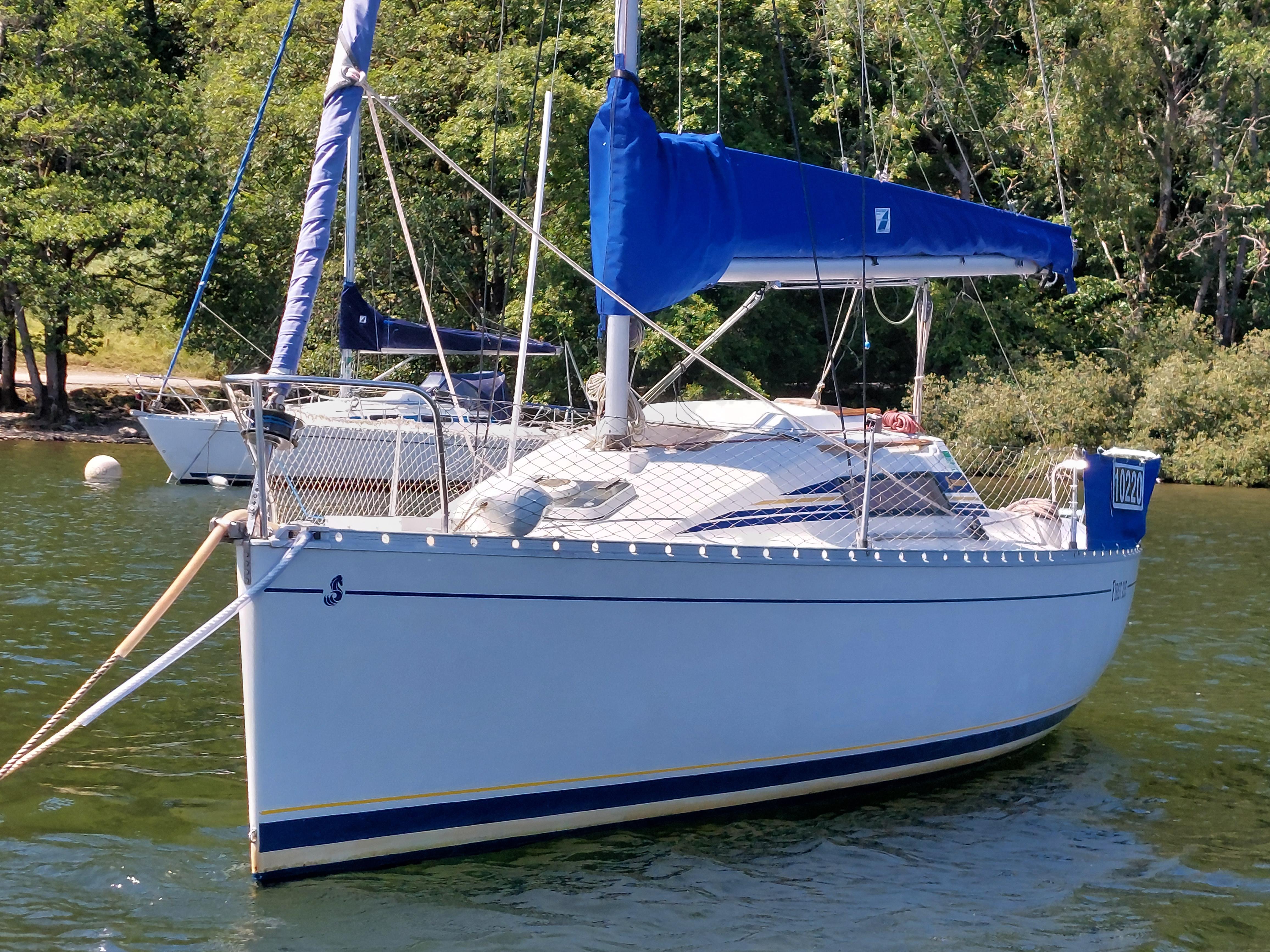 1986 First 235 Cruiser for sale YachtWorld